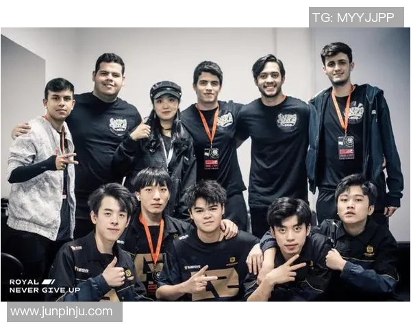 和平精英热议RNG团队协作引发的争议与反思